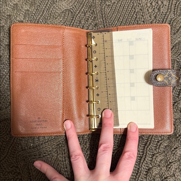 Louis Vuitton Agenda PM - Picture 3 of 13